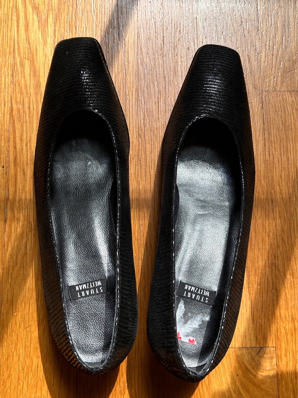 Stuart Weitzman Black Snakeskin Square Toe Block Heel Pumps — Size 8B *Worn once